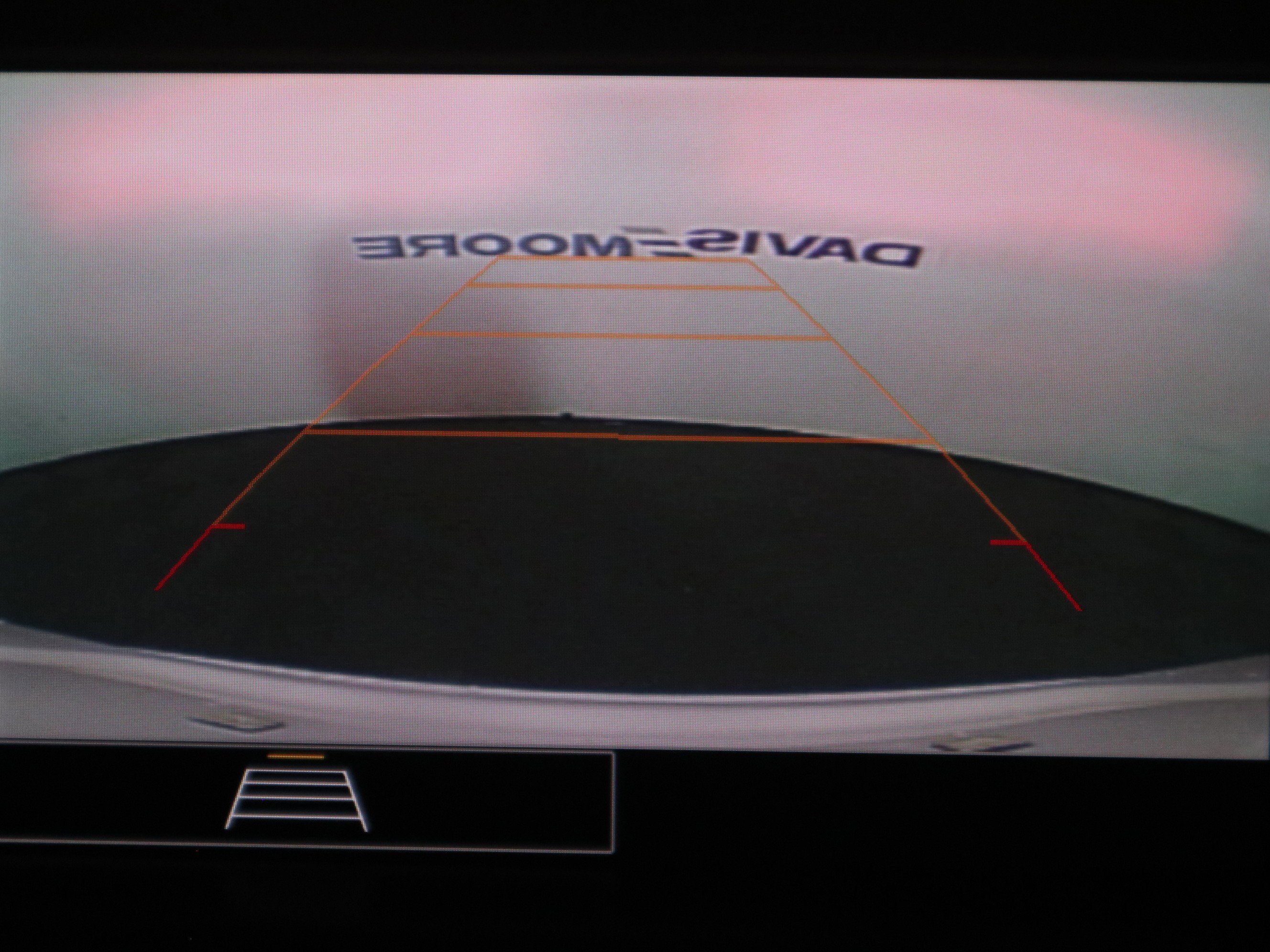 Used 2022 GMC Terrain SLE image 25