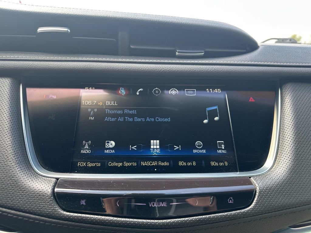 Used 2019 Cadillac XT5 Luxury w/ Advanced Security Package FWD image 3