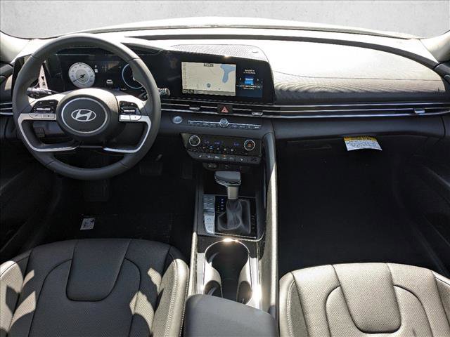 Used 2024 Hyundai Elantra Limited image 19