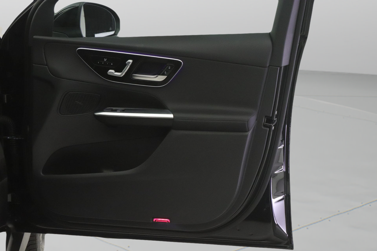 Certified 2025 Mercedes-Benz GLC 350e 4MATIC image 21