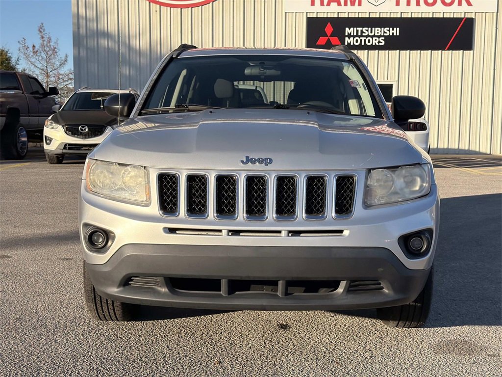 Used 2012 Jeep Compass Sport image 8