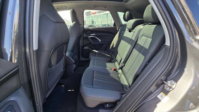 Used 2025 Audi Q5 Prestige AWD/4WD image 16