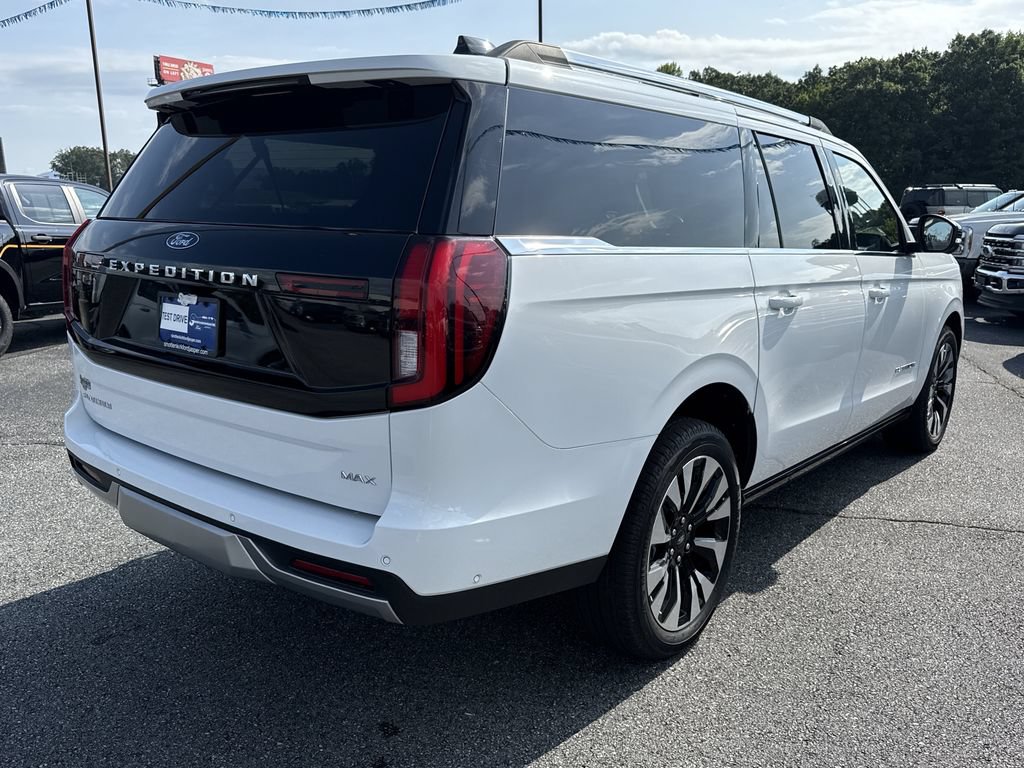 Used 2025 Ford Expedition Max Platinum w/ Driver's Package AWD/4WD image 7