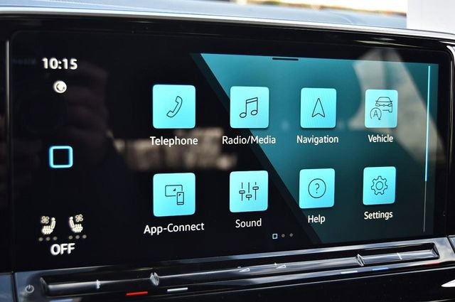 New 2026 Volkswagen Atlas Cross Sport SEL Premium R-Line image 14