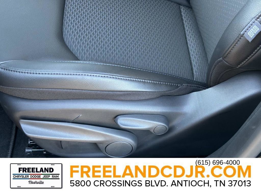 New 2026 Jeep Compass Latitude image 21