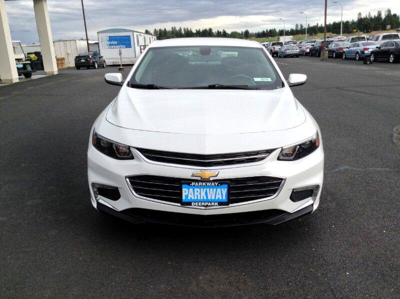 Used 2017 Chevrolet Malibu LT image 8