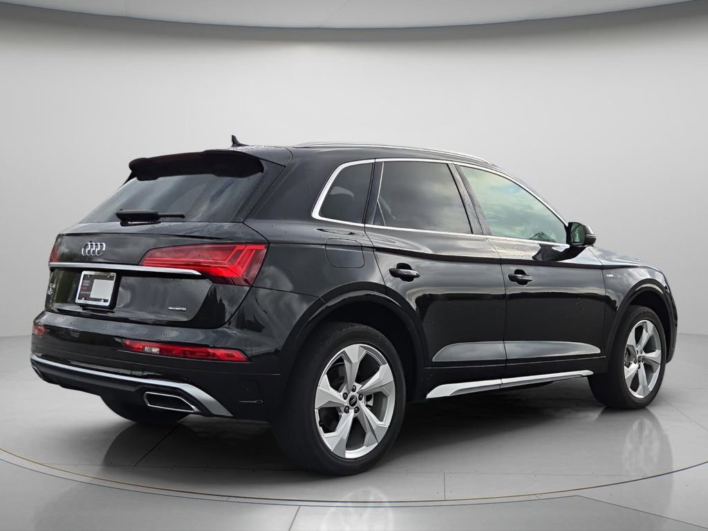 Used 2023 Audi Q5 2.0T Premium Plus w/ Premium Plus Package image 7