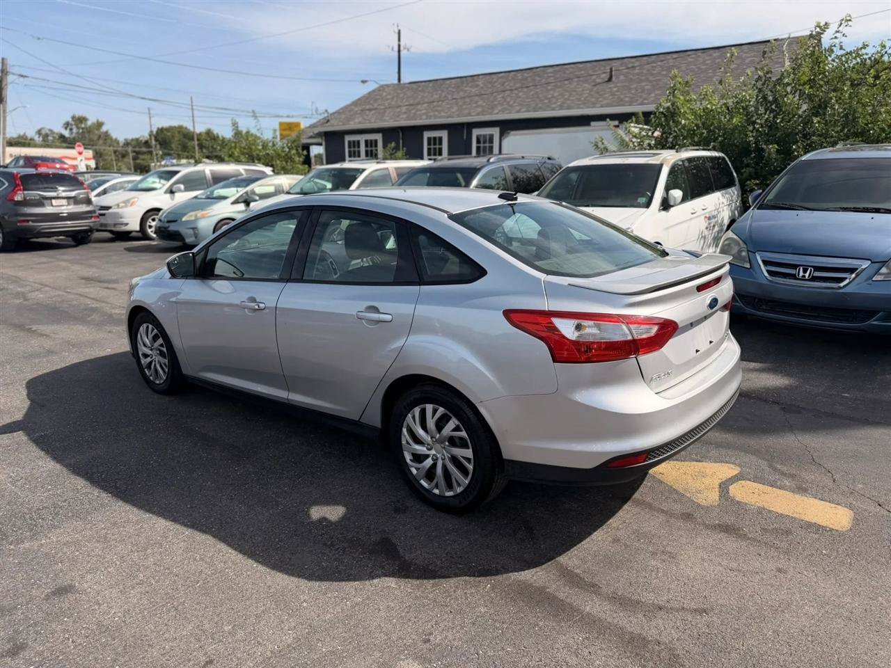 Used 2012 Ford Focus SE FWD image 10