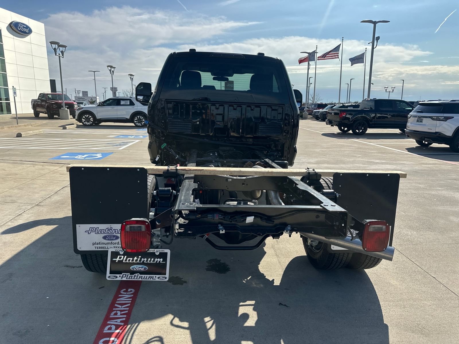 New 2026 Ford F450 XLT w/ XLT Value Package AWD/4WD image 4