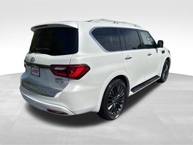 Used 2023 INFINITI QX80 Premium Select w/ All-Season Package AWD/4WD image 6