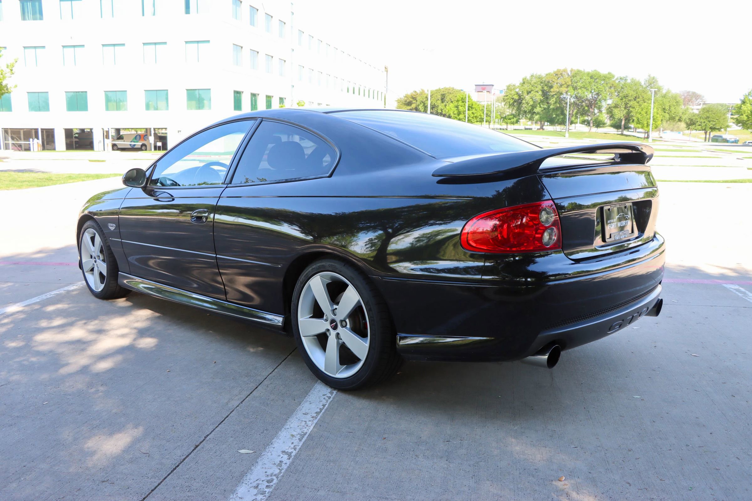 Used 2005 Pontiac GTO image 5