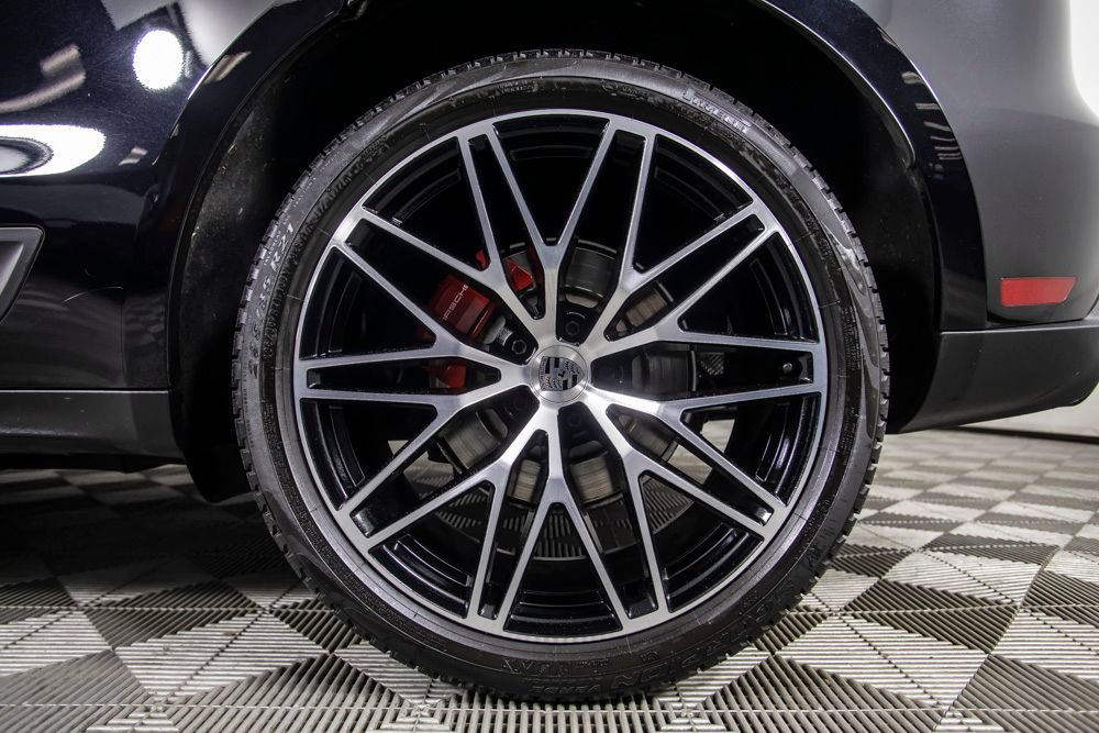 Used 2024 Porsche Macan S AWD/4WD image 42