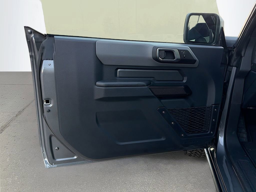 Used 2024 Ford Bronco Black Diamond image 23