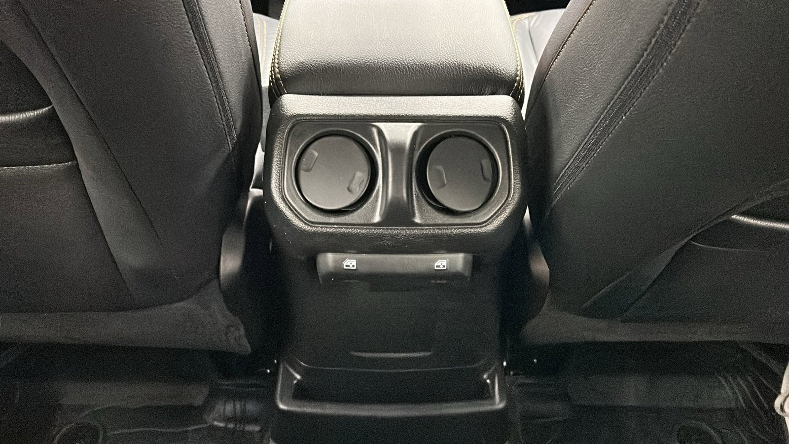 Used 2025 Jeep Wrangler Willys 4xe image 34