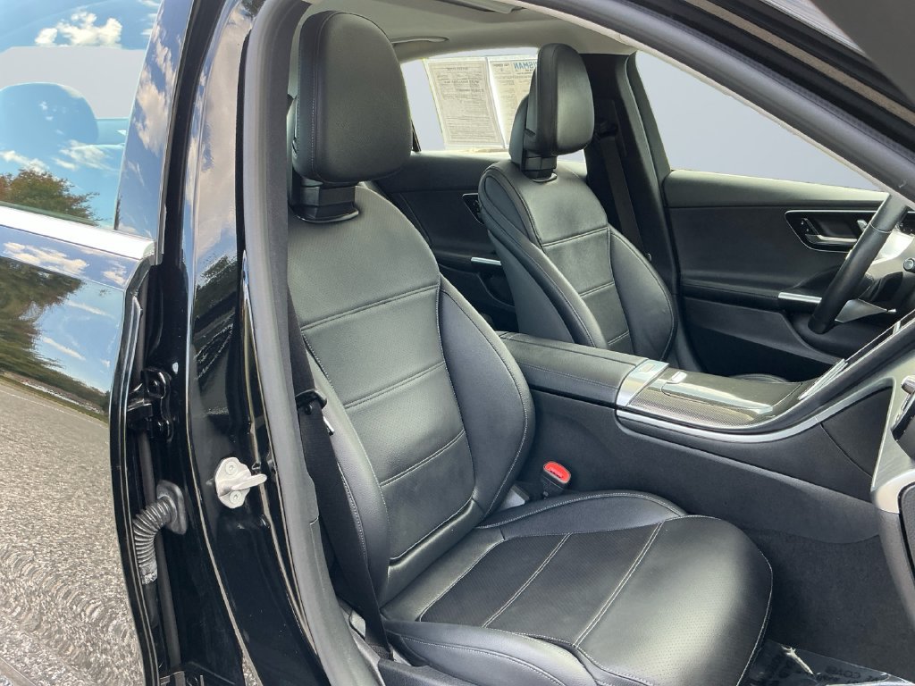 Used 2022 Mercedes-Benz C 300 4MATIC Sedan image 16
