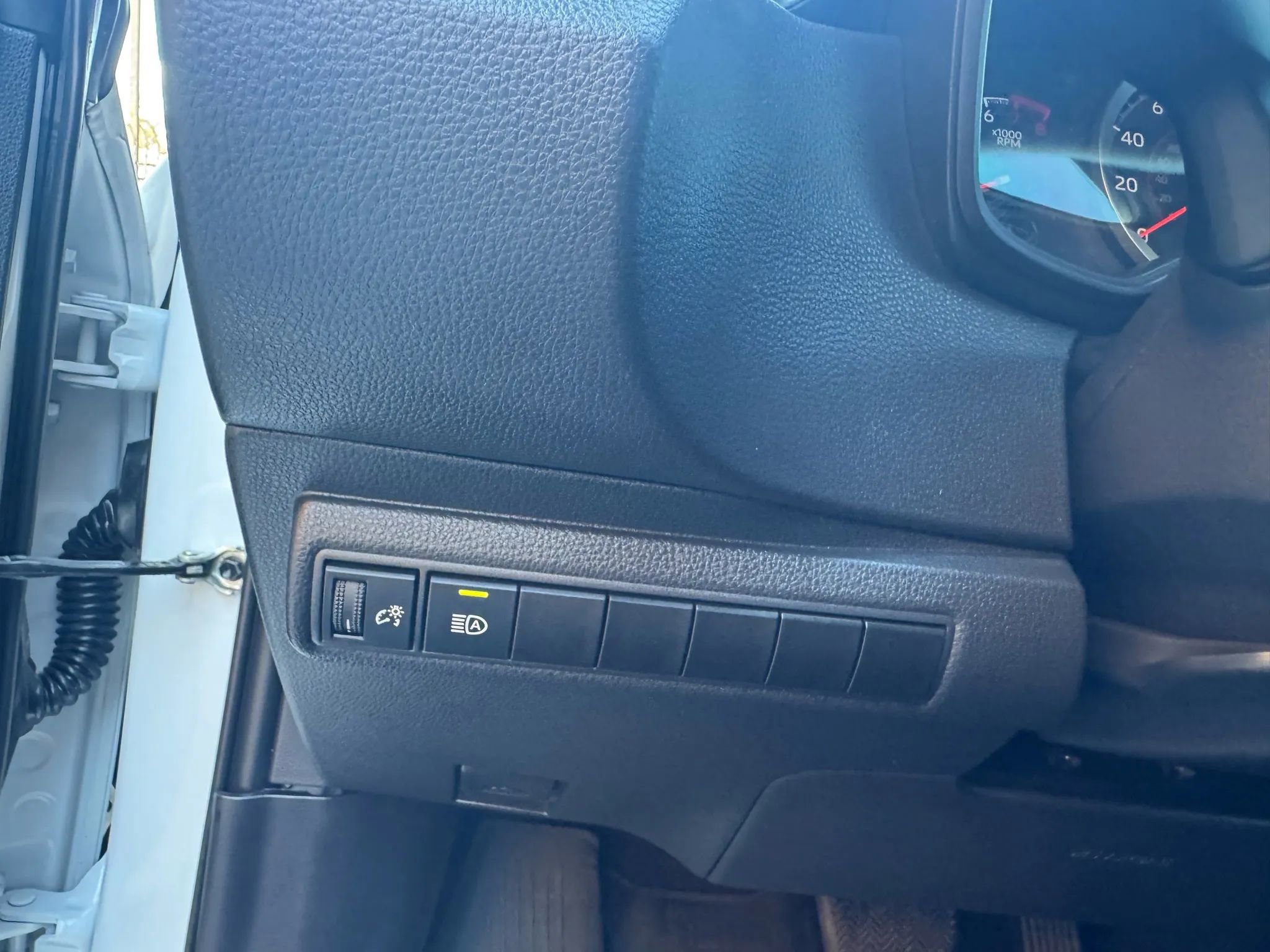 Used 2022 Toyota Corolla SE image 28