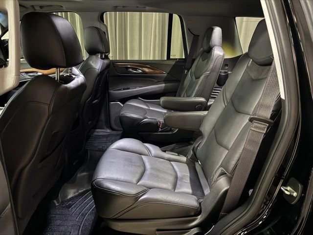 Used 2016 Cadillac Escalade Premium AWD/4WD image 31