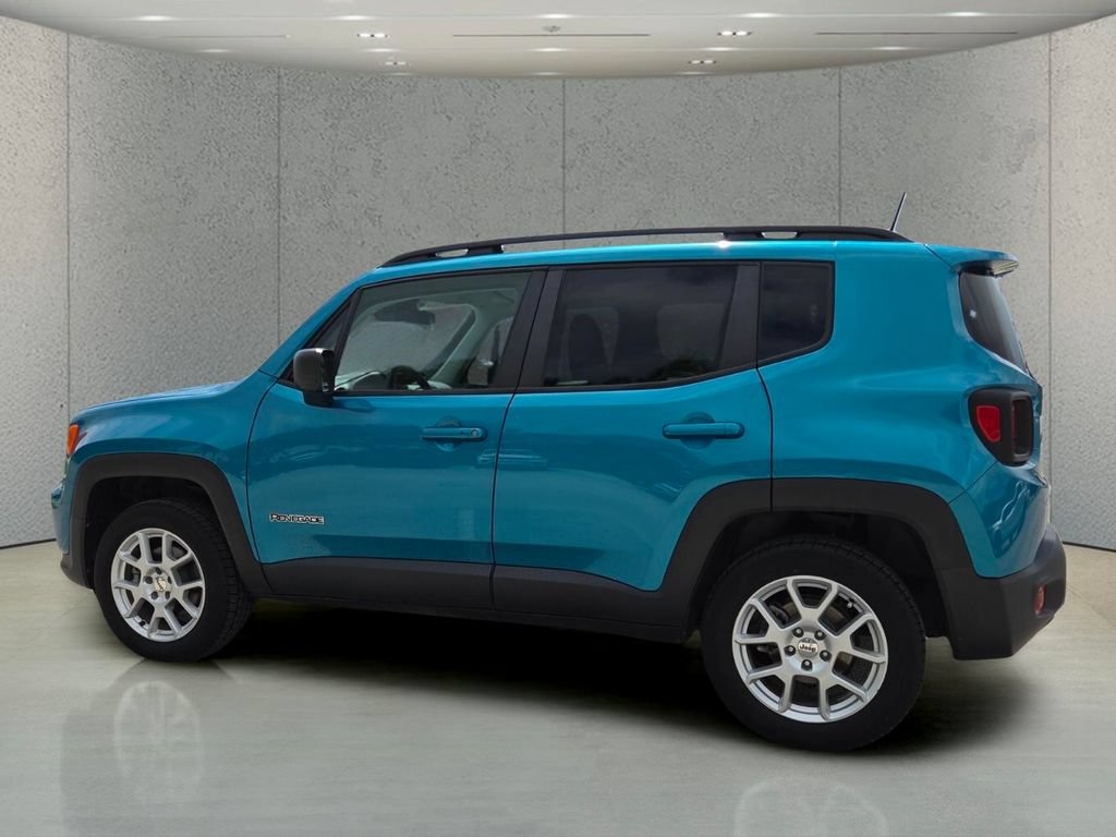 Used 2022 Jeep Renegade Latitude AWD/4WD image 8