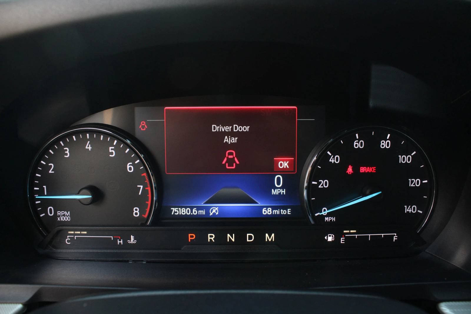 Used 2020 Ford Explorer XLT w/ Equipment Group 202A AWD/4WD image 30