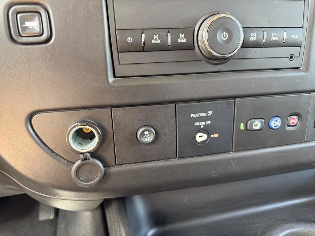 Used 2025 GMC Savana 3500 LT w/ LT Preferred Equipment Group image 18