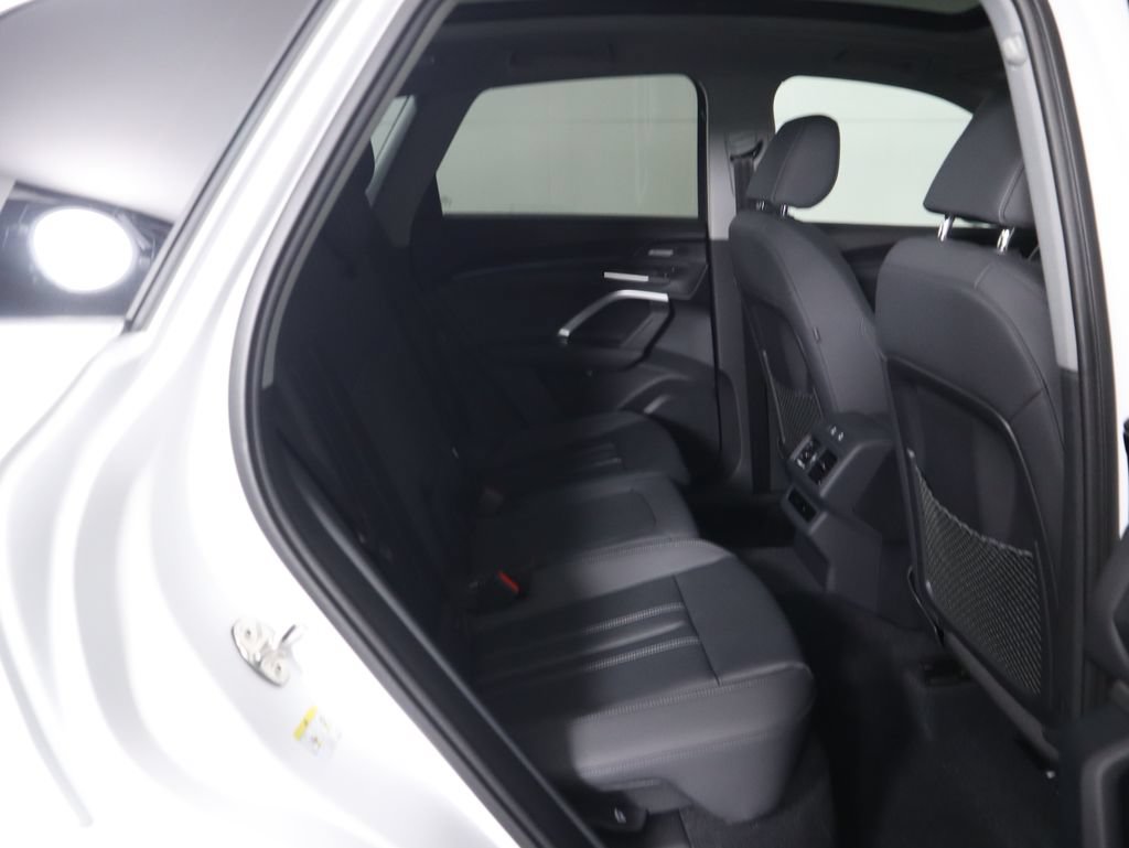 Used 2025 Audi Q5 Premium w/ Premium Plus AWD/4WD image 25
