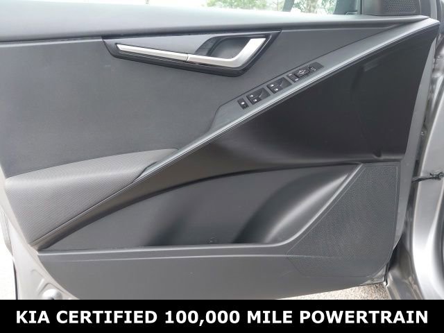 Certified 2024 Kia Niro LX image 19
