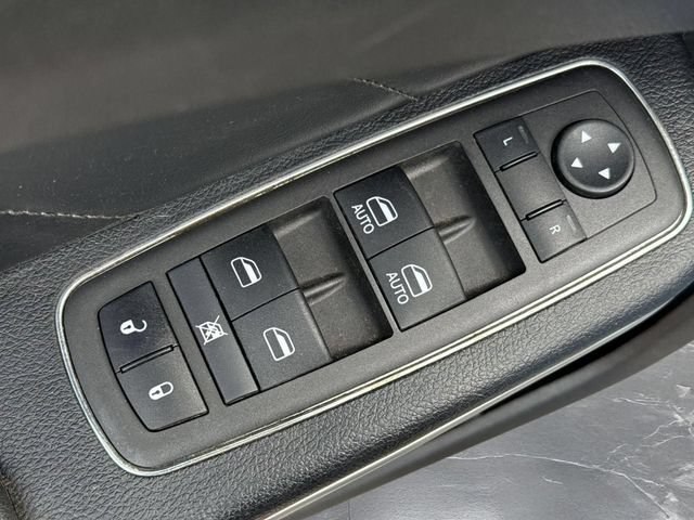 Used 2019 Dodge Charger Scat Pack w/ Plus Group RWD image 16