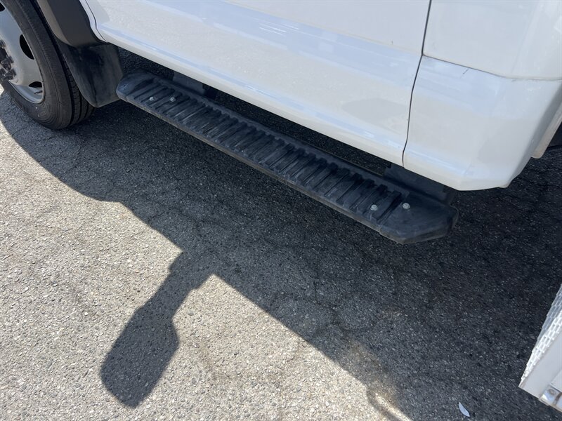 Used 2022 Ford F550 2WD Regular Cab Super Duty image 14