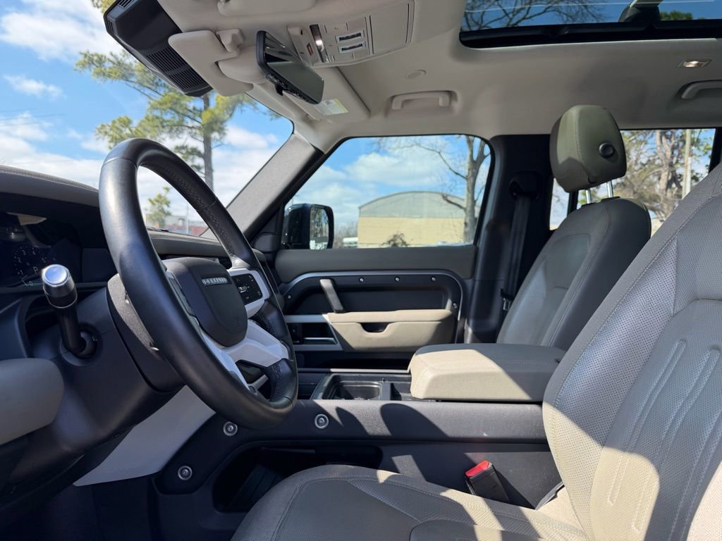 Used 2020 Land Rover Defender 110 SE image 9