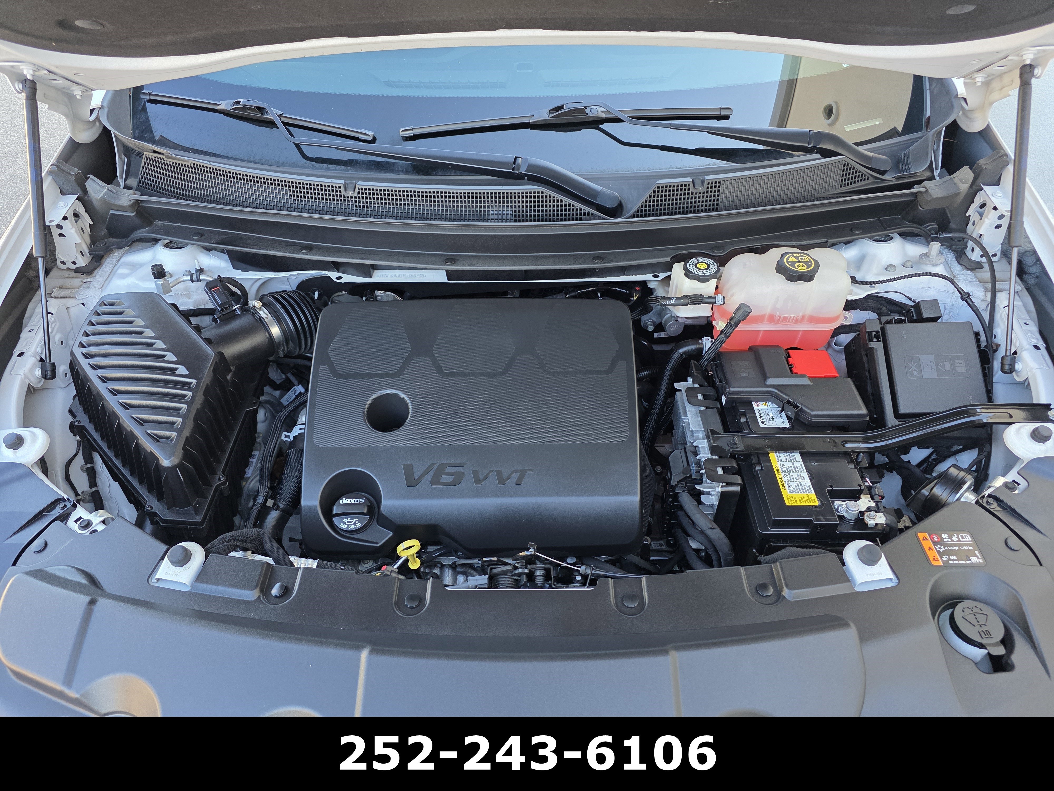 Used 2023 Chevrolet Traverse LT w/ LT Premium Package image 46