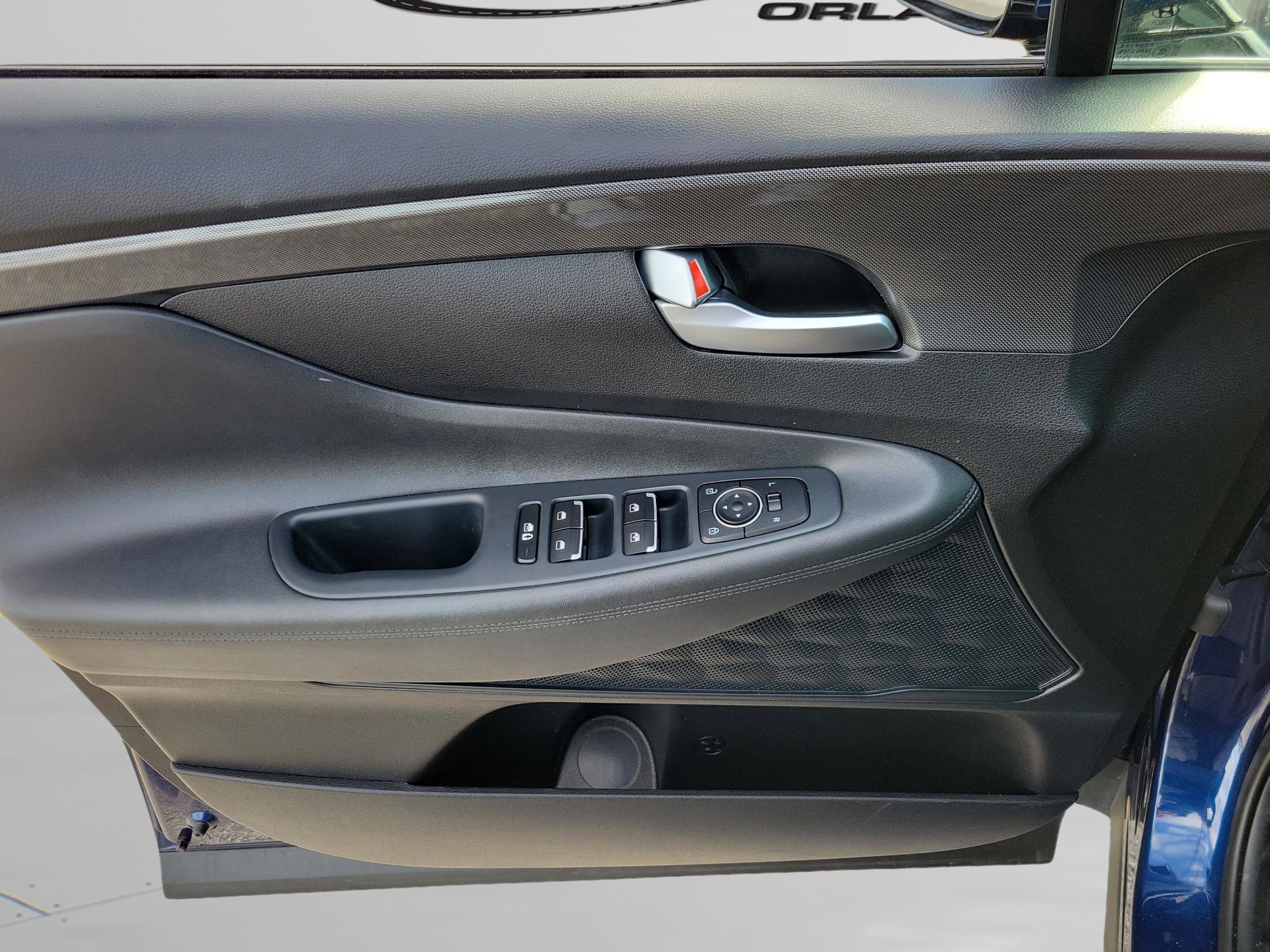 Certified 2022 Hyundai Santa Fe SEL image 12