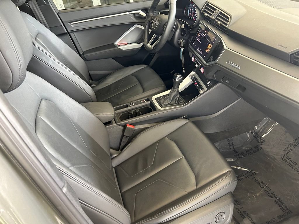 Used 2025 Audi Q3 2.0T Premium AWD/4WD image 26