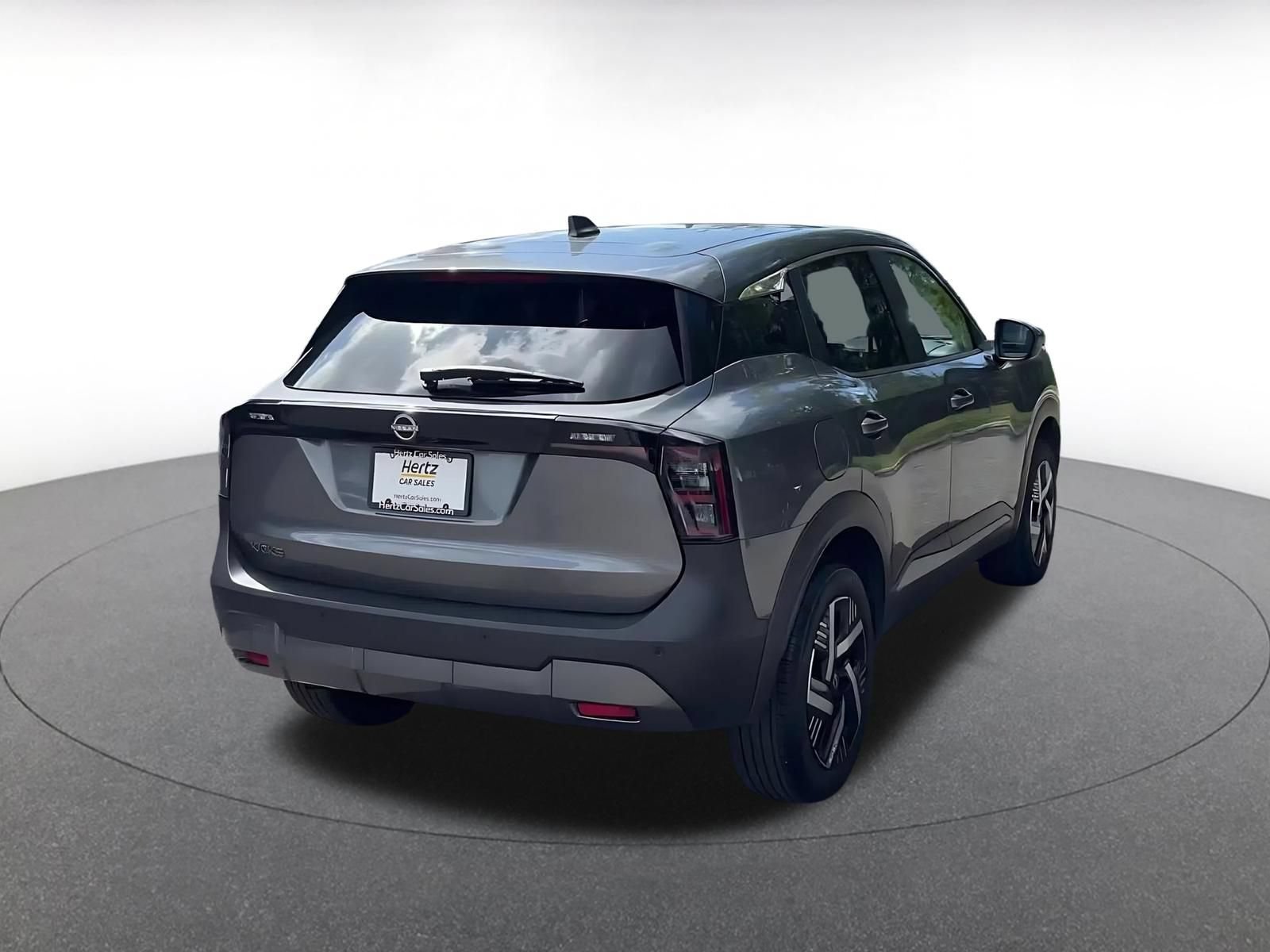 Used 2025 Nissan Kicks SV FWD image 14