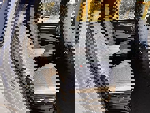 Certified 2026 Cadillac Escalade V w/ LPO, ONYX Package image 32