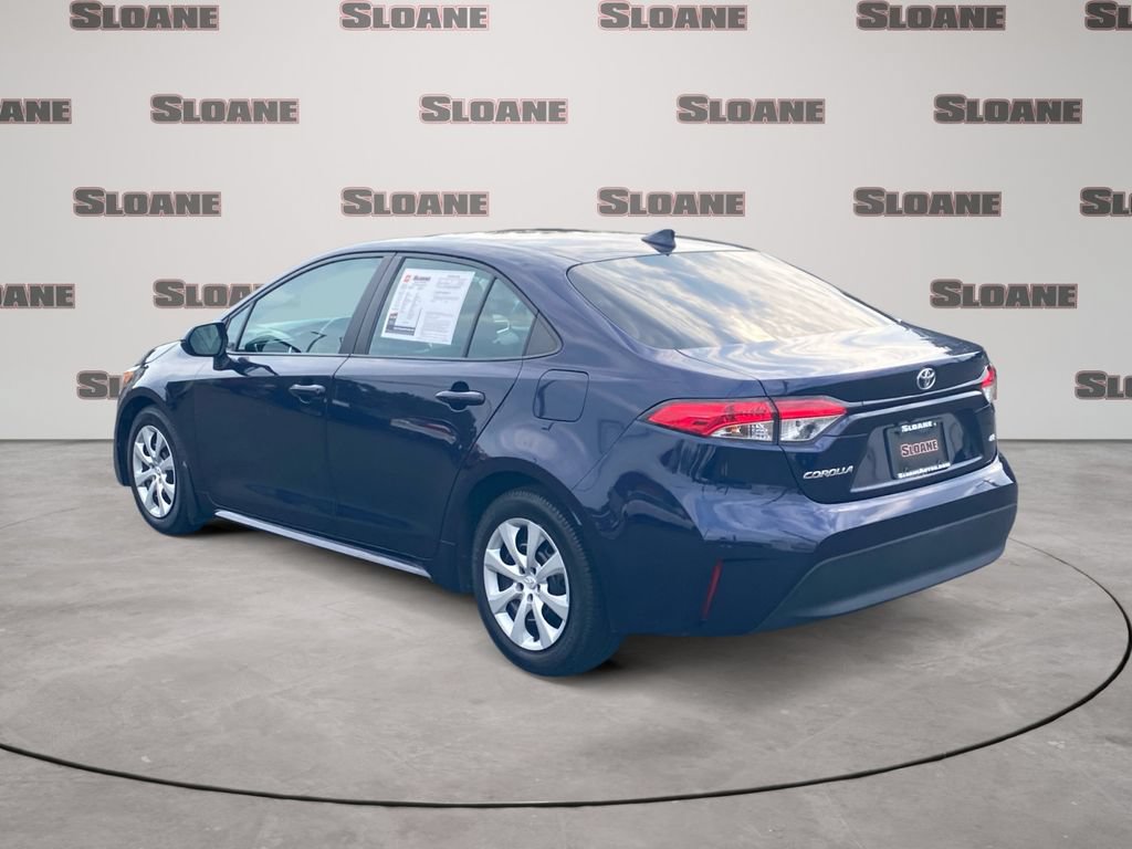 Used 2024 Toyota Corolla LE FWD image 3