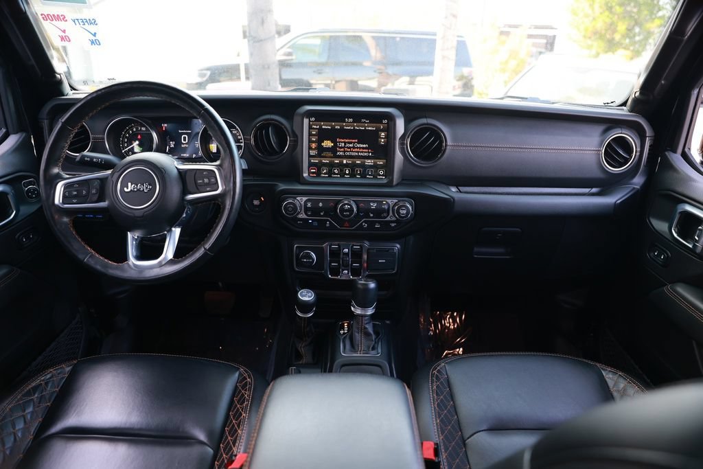 Used 2023 Jeep Wrangler Unlimited Sahara AWD/4WD image 27