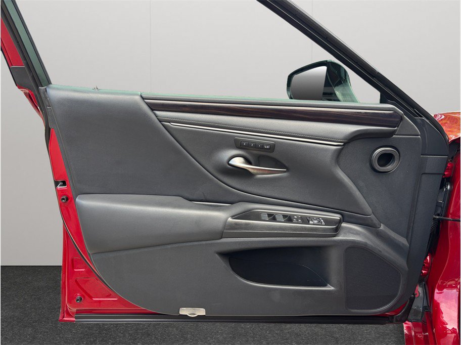 Used 2020 Lexus ES 350 w/ Premium Package FWD image 22