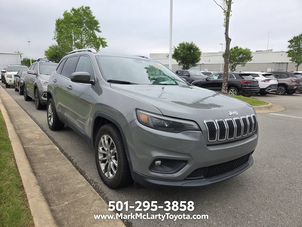 Used 2020 Jeep Cherokee Latitude Plus FWD image 3