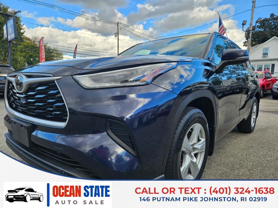 Used 2021 Toyota Highlander L image 1