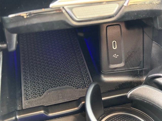 Used 2023 Mercedes-Benz GLC 300 4MATIC image 23