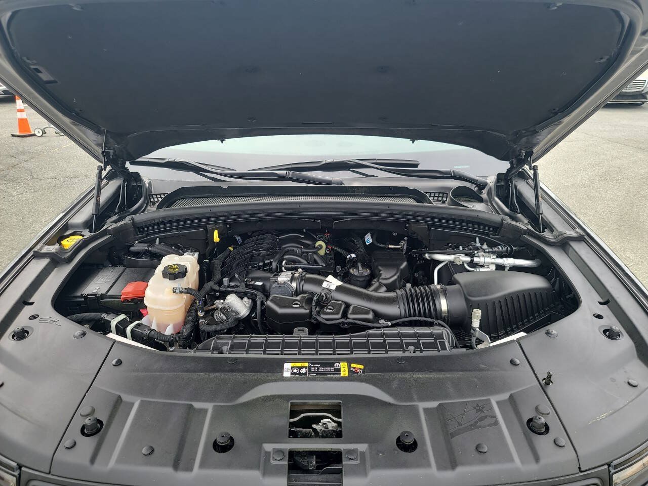 Used 2023 Jeep Grand Cherokee L Laredo RWD image 42