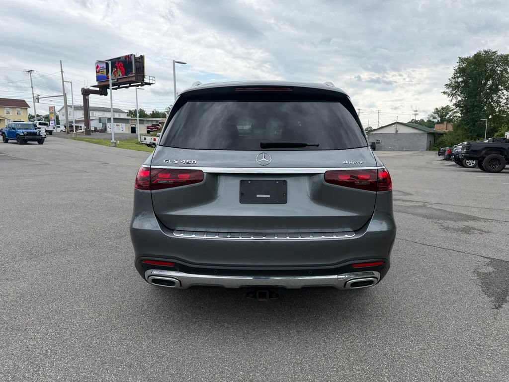 Used 2024 Mercedes-Benz GLS 450 4MATIC image 4
