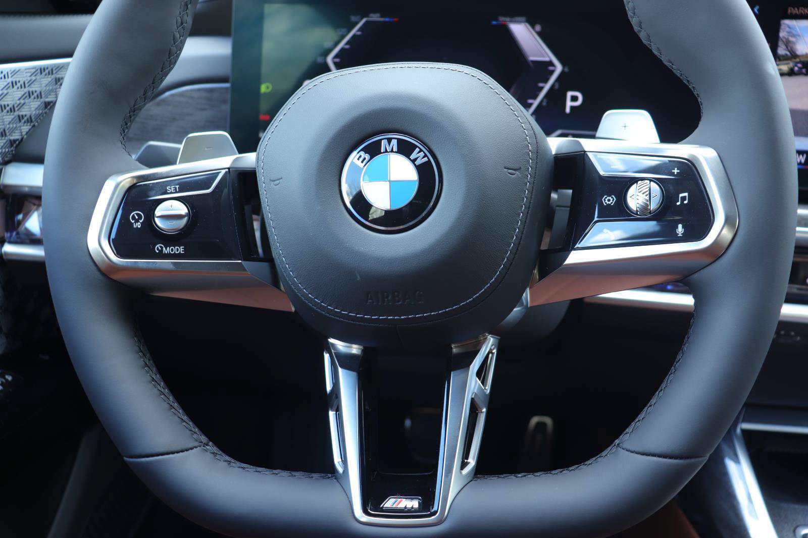 Used 2026 BMW 760i xDrive w/ Executive Package AWD/4WD image 26