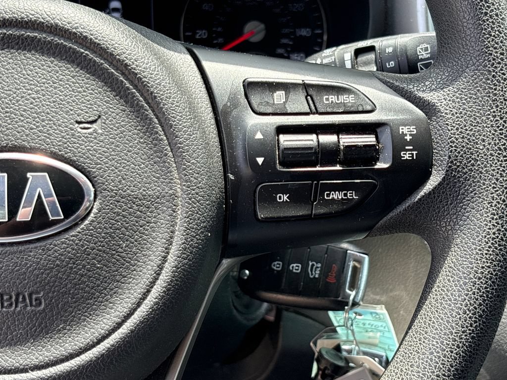 Used 2017 Kia Sorento FWD image 21
