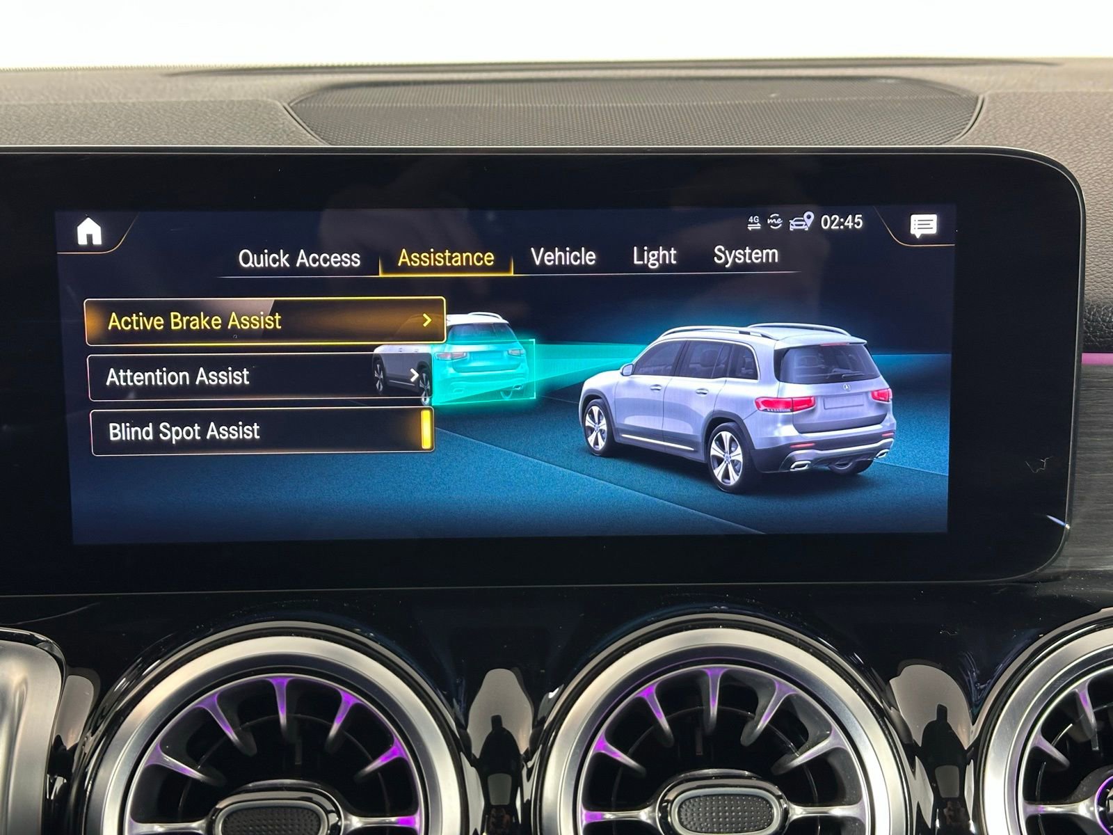 Used 2022 Mercedes-Benz GLB 250 4MATIC image 19