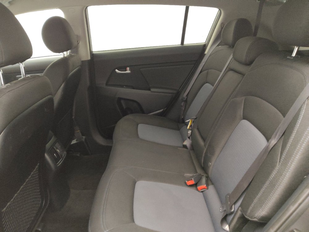 Used 2016 Kia Sportage LX w/ LX Popular Package image 18