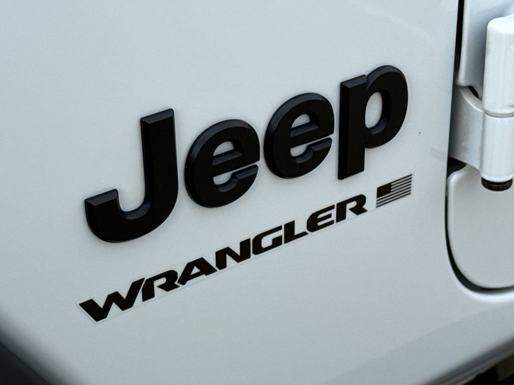 Used 2024 Jeep Wrangler Unlimited Sport AWD/4WD image 6