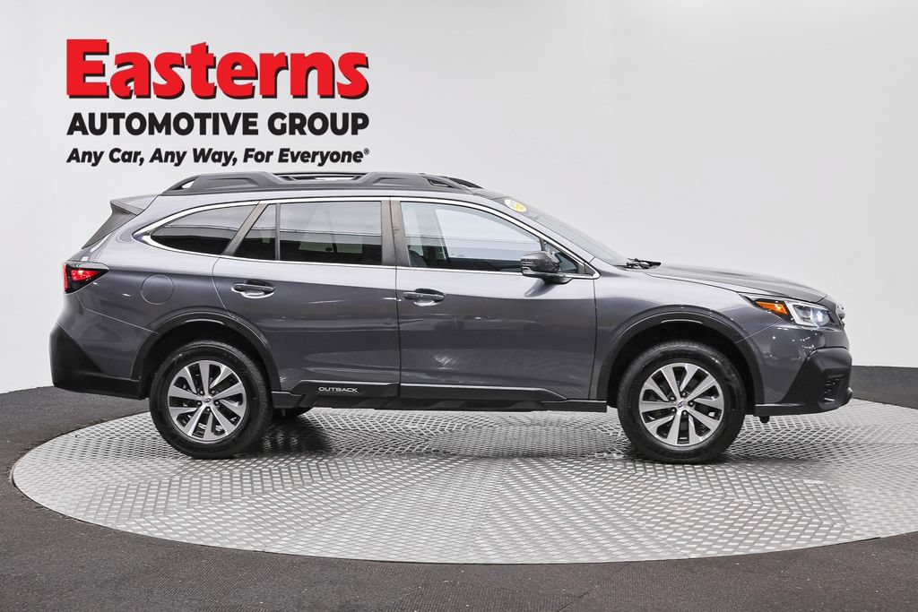 Used 2022 Subaru Outback Premium AWD/4WD image 6