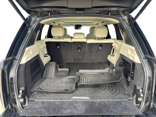 Used 2024 Land Rover Range Rover Long Wheelbase SE image 21