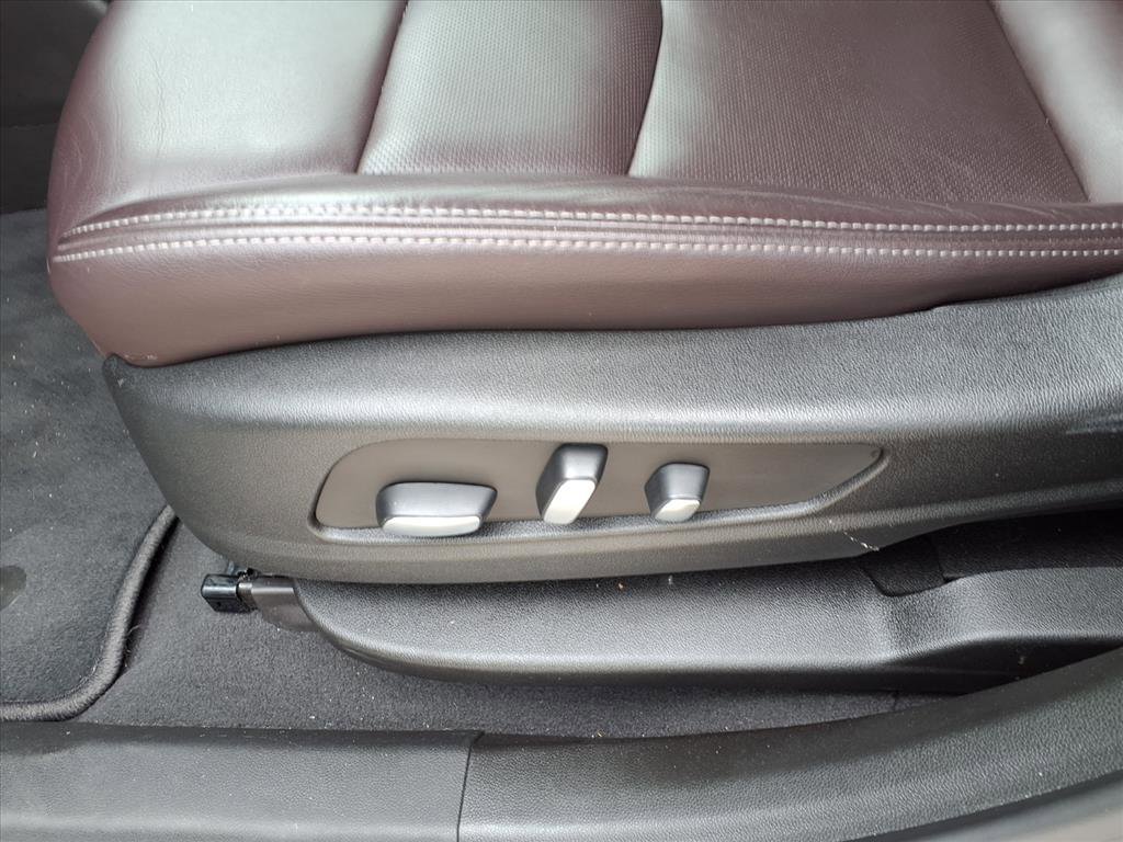 Certified 2022 Cadillac XT6 Premium Luxury image 21